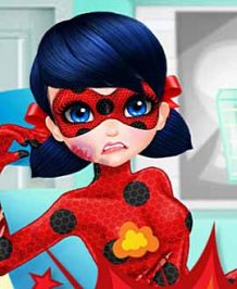 Play more Dotted-Girl Ambulance For Superhero!